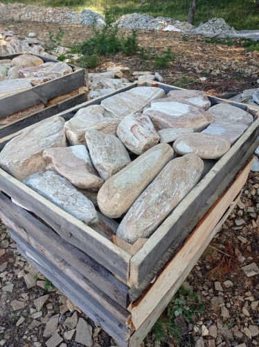 Златолит жёлтый, жёлто-зелёный глыбки и валуны для ланшафтного дизайна купить в Владикавказе