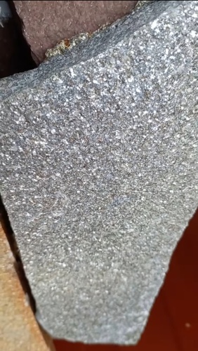 Плитняк златолит серебристый для цоколя, отмостки купить в Владикавказе