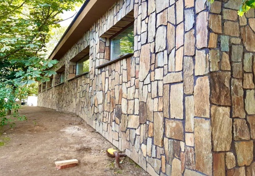 Плитняк кора дерева для цоколя, отмостки купить в Владикавказе